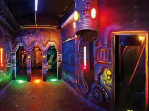 lasergame thiais cosmic laser 20min en solo ou par equipe