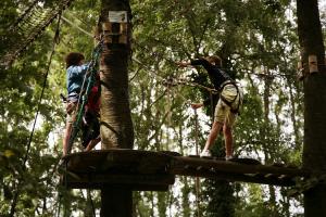 accrobranche trappes en yvelines branches et loisirs 3h 5 parcours aventure